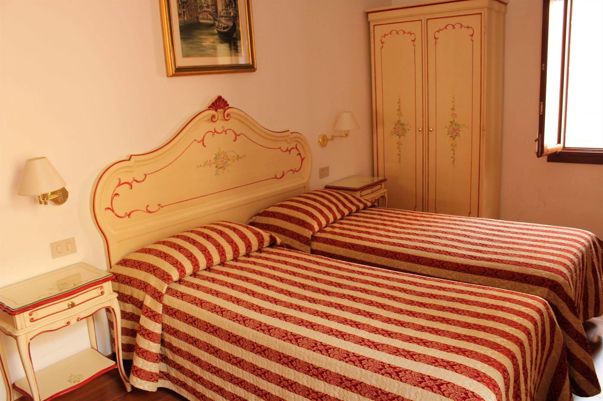 Guesthouse Al Profeta Venedig Eksteriør billede