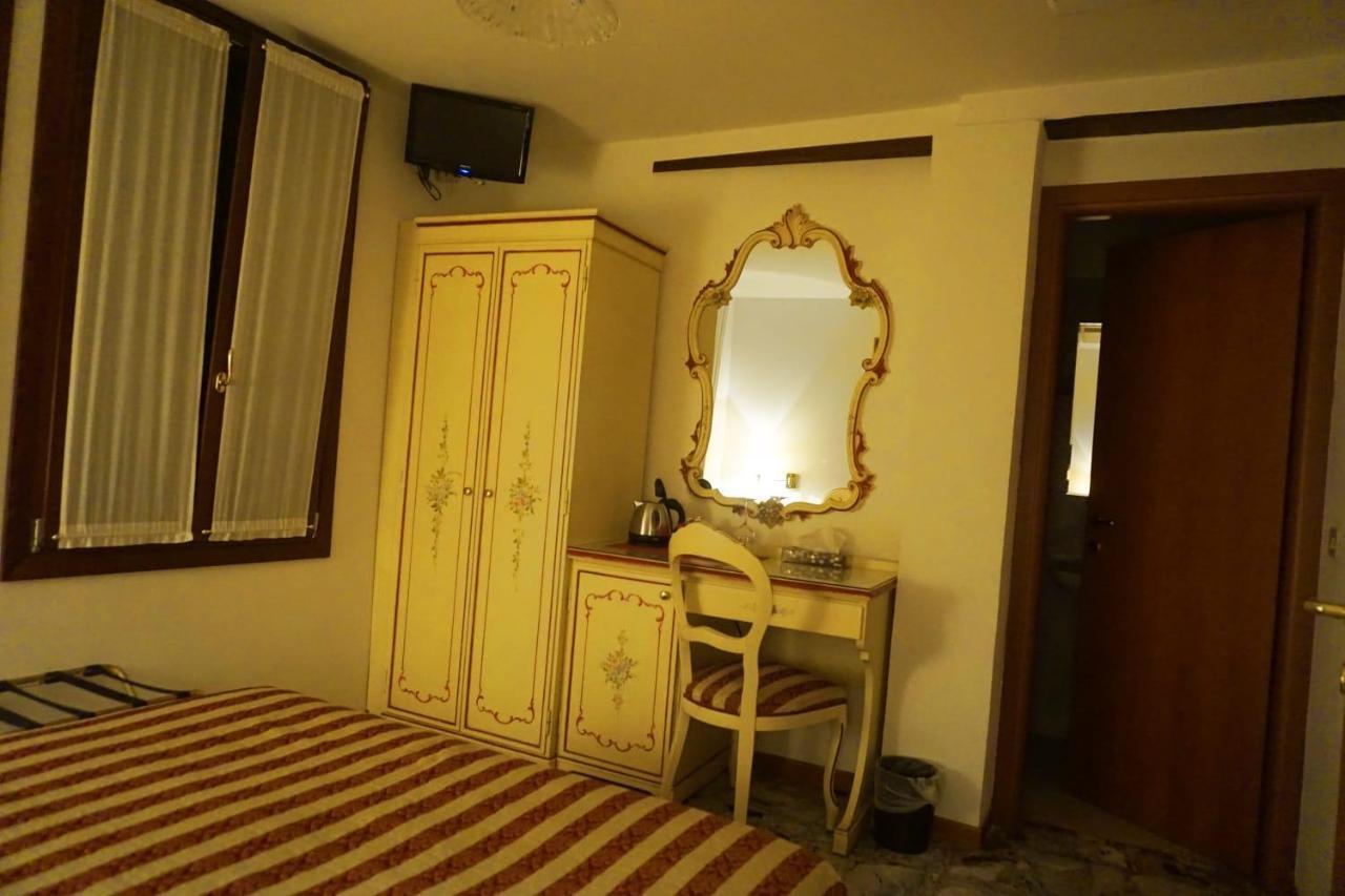 Guesthouse Al Profeta Venedig Eksteriør billede